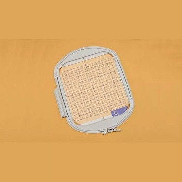 Baby Lock Embroidery Hoop and Grid (9.5 x 9.5 inch)