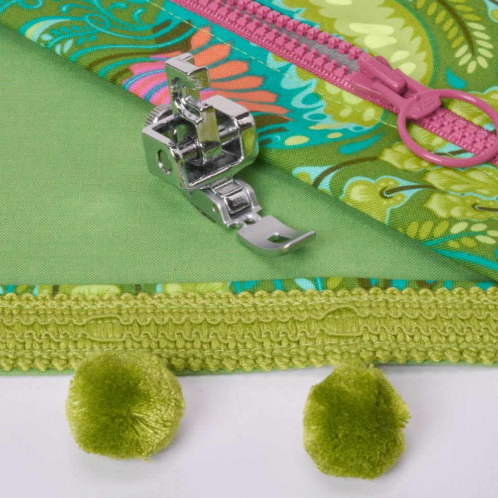 Baby Lock Adjustable Zipper and Piping Foot