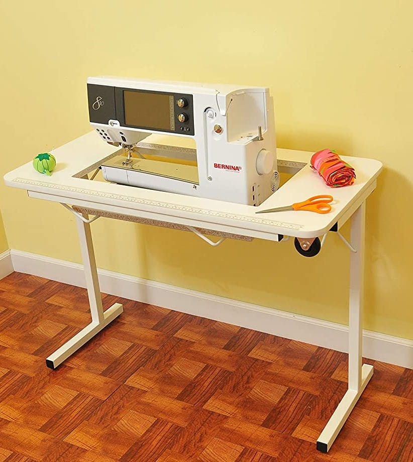 gidget 2 sewing machine table