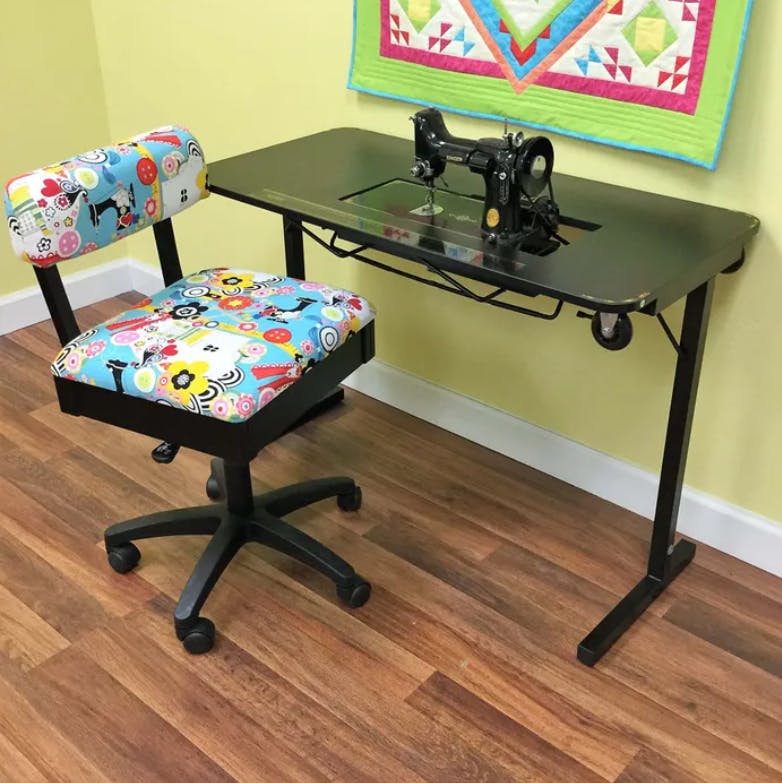 Arrow Table #611F for Singer 221 Featherweight