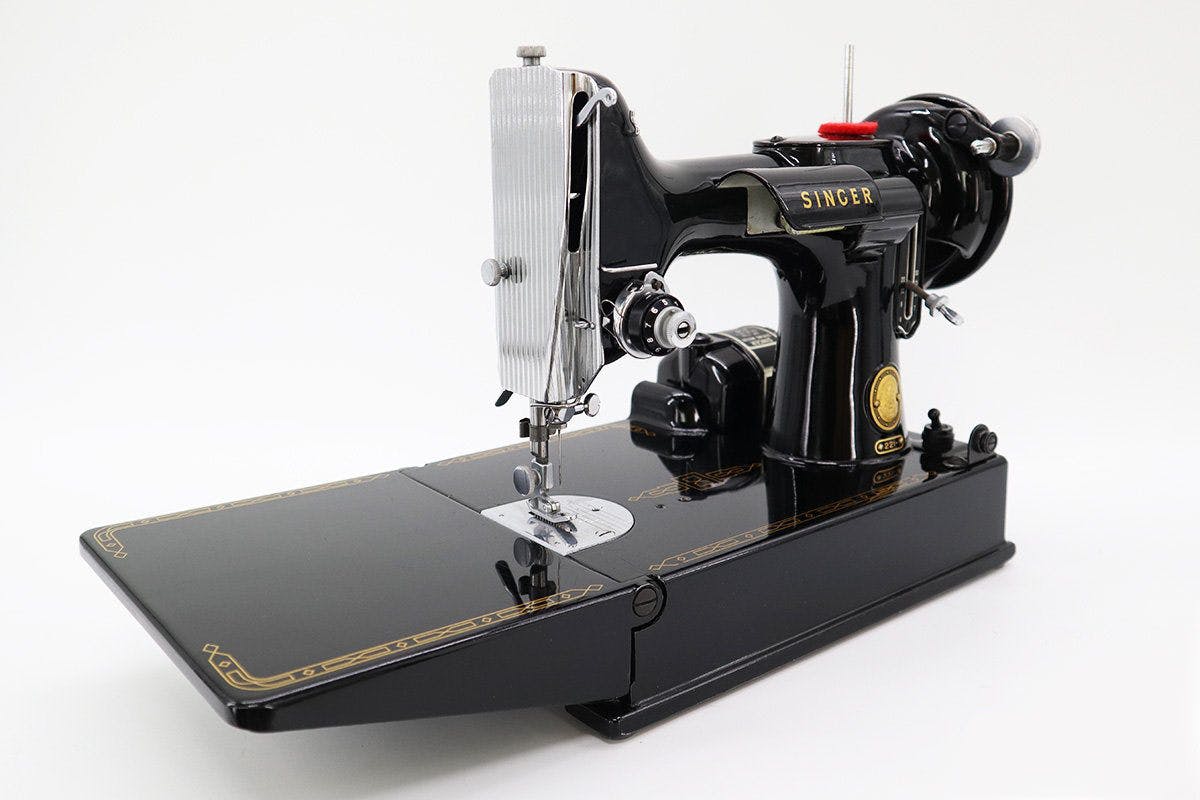 Singer Vintage Featherweight 221 & 222